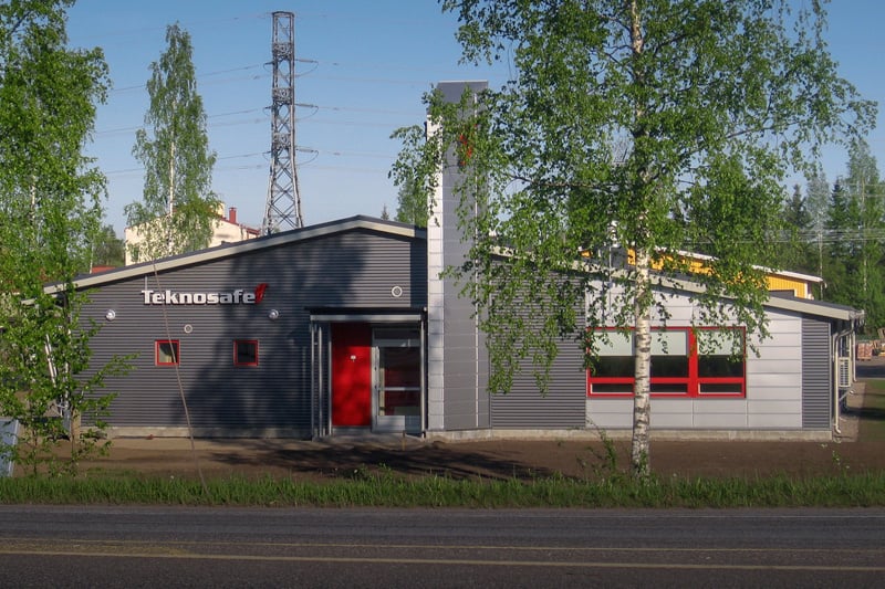 Teknosafe-laajensi-Sauramonkujan-tiloja-2010