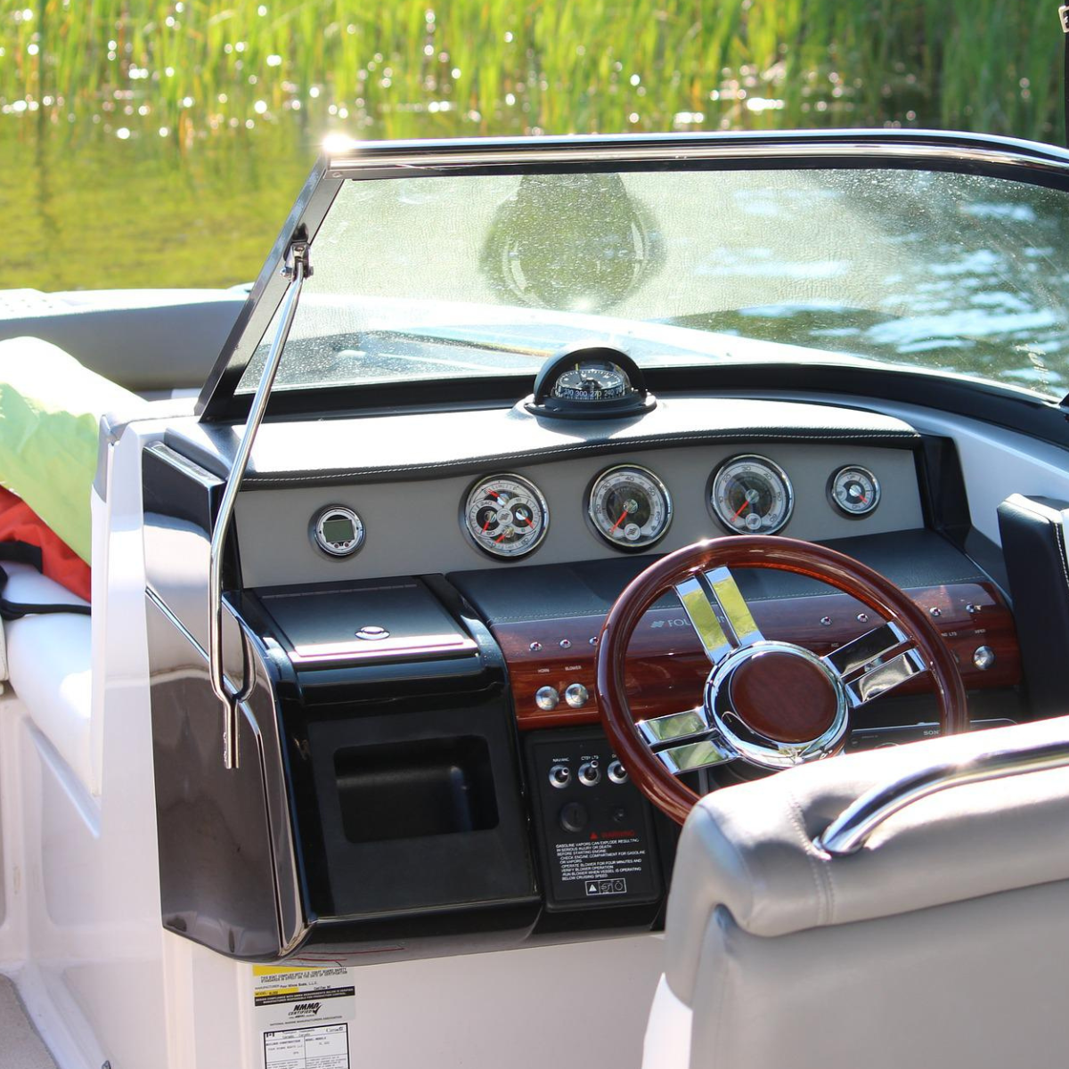 veneen sammutinvalintaan vaikuttaa veneen koko ja sailytysolosuhteet - Teknosafe