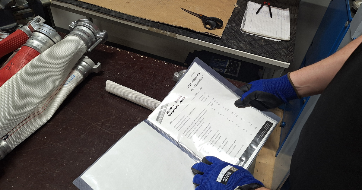 Holkkisidotun paloletkun sidonta vakioiduilla puristusarvoilla varmistaa tasalaadun | Teknosafe