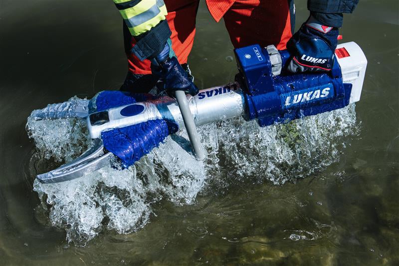 Akkukäyttöiset hydraulisen pelastustylölkalut toimivat myös veden alla | Teknosafe Oy