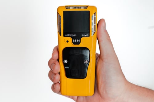 SST4_pump_hand2-uusi