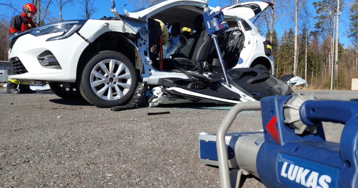 Tieliikennepelastaminen-pelastusvalineet|Teknosafe